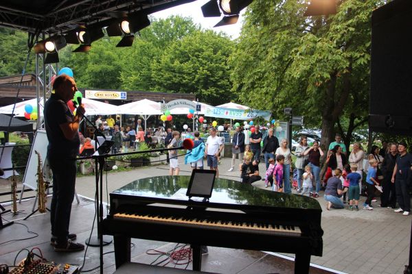 125+5 Jahre KV95 Bühne